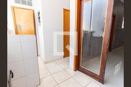 Apartamento à venda com 100m², 2 quartos e sem vagaÁrea de Serviço