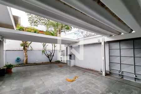 Casa à venda com 400m², 3 quartos e 4 vagas Casa à venda com 400m², 3 quartos e 4 vagasGaragem