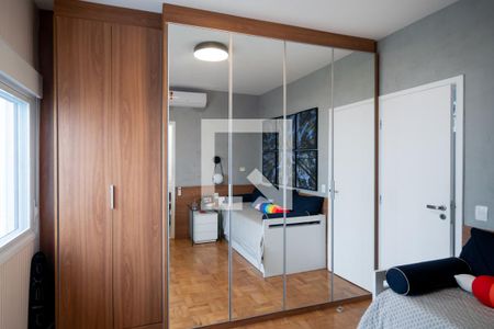 Quarto 1 - Suíte de casa à venda com 3 quartos, 400m² em Cidade Monções, São Paulo