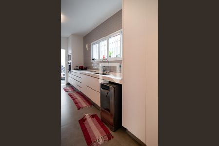 Casa à venda com 400m², 3 quartos e 4 vagas Casa à venda com 400m², 3 quartos e 4 vagasCozinha