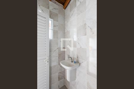 Casa à venda com 150m², 2 quartos e 3 vagas Casa à venda com 150m², 2 quartos e 3 vagasLavabo