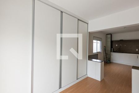 Casa à venda com 150m², 2 quartos e 3 vagas Casa à venda com 150m², 2 quartos e 3 vagasQuarto 2