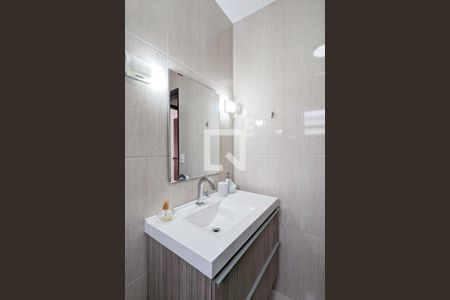 Casa à venda com 150m², 2 quartos e 3 vagas Casa à venda com 150m², 2 quartos e 3 vagasBanheiro 1