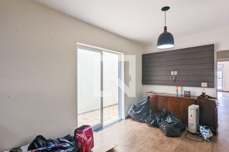 Casa à venda com 150m², 2 quartos e 3 vagas Casa à venda com 150m², 2 quartos e 3 vagasCopa