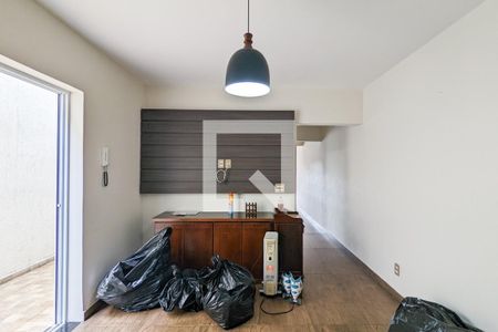 Casa à venda com 150m², 2 quartos e 3 vagas Casa à venda com 150m², 2 quartos e 3 vagasCopa