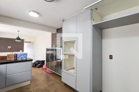 Casa à venda com 150m², 2 quartos e 3 vagas Casa à venda com 150m², 2 quartos e 3 vagasCozinha