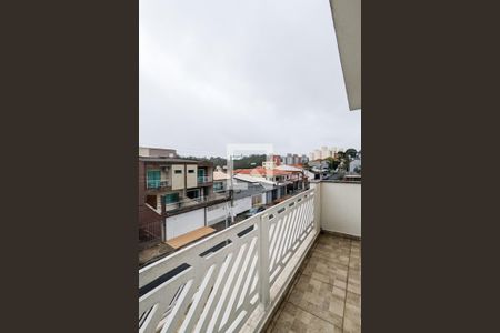 Casa à venda com 150m², 2 quartos e 3 vagas Casa à venda com 150m², 2 quartos e 3 vagasVaranda