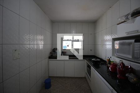 Casa à venda com 316m², 3 quartos e 3 vagasCozinha