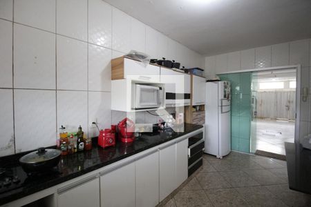 Casa à venda com 316m², 3 quartos e 3 vagasCozinha