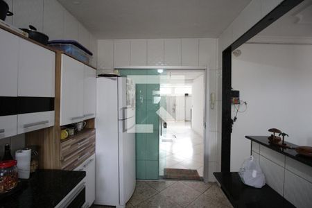 Casa à venda com 316m², 3 quartos e 3 vagasCozinha