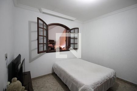 Casa à venda com 316m², 3 quartos e 3 vagasQuarto