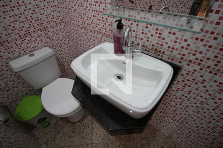 Casa à venda com 316m², 3 quartos e 3 vagasLavabo