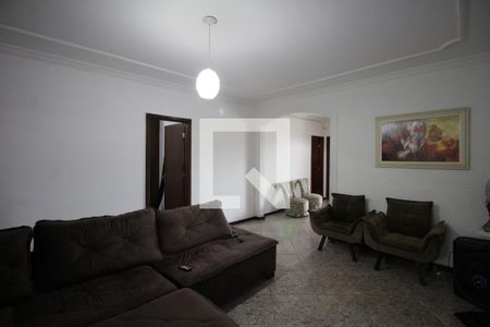 Sala de casa à venda com 3 quartos, 316m² em Etelvina Carneiro, Belo Horizonte