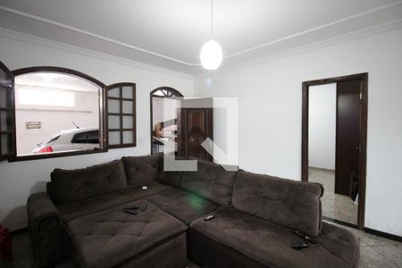 Sala de casa à venda com 3 quartos, 316m² em Etelvina Carneiro, Belo Horizonte