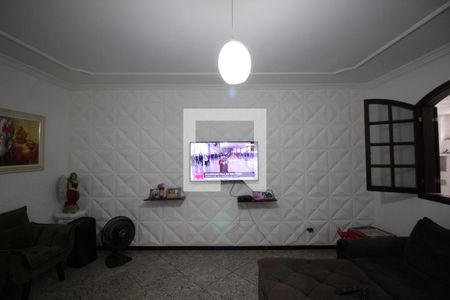 Sala de casa à venda com 3 quartos, 316m² em Etelvina Carneiro, Belo Horizonte