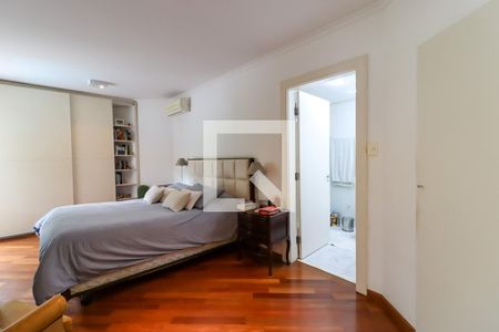 Apartamento à venda com 227m², 3 quartos e 4 vagas Apartamento à venda com 227m², 3 quartos e 4 vagasSuíte 1