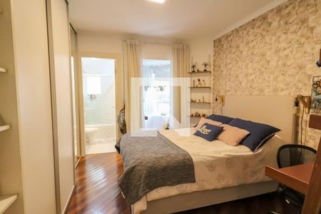 Apartamento à venda com 227m², 3 quartos e 4 vagas Apartamento à venda com 227m², 3 quartos e 4 vagasSuíte 2