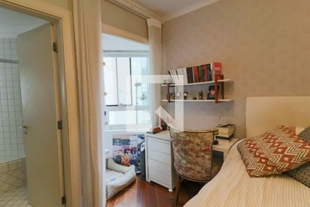 Apartamento à venda com 227m², 3 quartos e 4 vagas Apartamento à venda com 227m², 3 quartos e 4 vagasSuíte 3