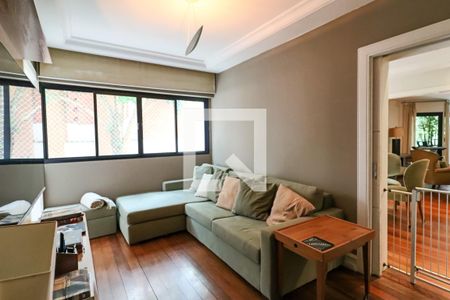 Apartamento à venda com 227m², 3 quartos e 4 vagas Apartamento à venda com 227m², 3 quartos e 4 vagasSala de TV