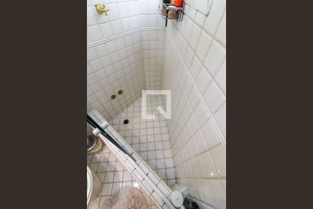 Apartamento à venda com 227m², 3 quartos e 4 vagas Apartamento à venda com 227m², 3 quartos e 4 vagasBanheiro da Suíte 2