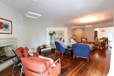 Apartamento à venda com 227m², 3 quartos e 4 vagas Apartamento à venda com 227m², 3 quartos e 4 vagasSala