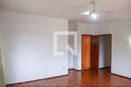 Casa à venda com 470m², 7 quartos e 4 vagassala