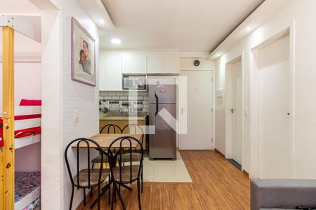 Sala de apartamento para alugar com 2 quartos, 38m² em Vila Augusta, Guarulhos