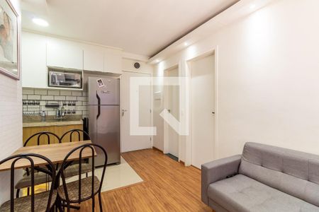 Sala de apartamento para alugar com 2 quartos, 38m² em Vila Augusta, Guarulhos