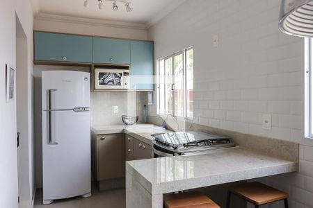 Casa de condomínio para alugar com 75m², 2 quartos e 2 vagasCozinha