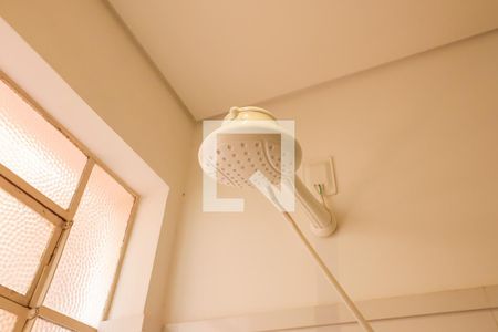 Casa de condomínio para alugar com 75m², 2 quartos e 2 vagasChuveiro