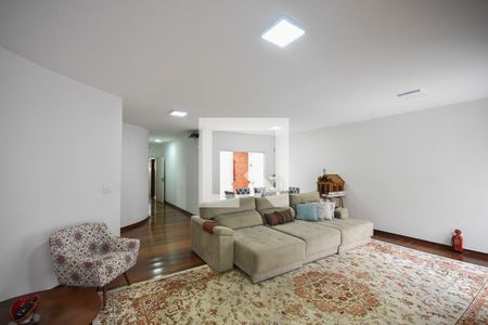 Sala de casa à venda com 3 quartos, 310m² em Jardim Londrina, São Paulo