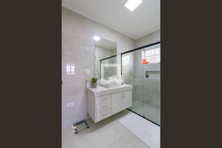 Casa à venda com 310m², 3 quartos e 4 vagas Casa à venda com 310m², 3 quartos e 4 vagasQuarto 3