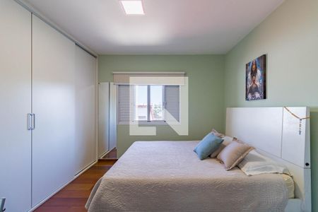 Casa à venda com 310m², 3 quartos e 4 vagas Casa à venda com 310m², 3 quartos e 4 vagasQuarto 3