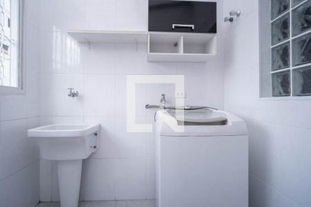 Casa de condomínio à venda com 125m², 3 quartos e 3 vagasÁrea de serviço