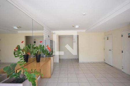 Apartamento para alugar com 100m², 3 quartos e 2 vagas Apartamento para alugar com 100m², 3 quartos e 2 vagasHall social