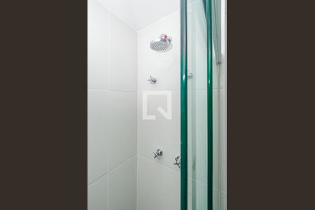 Banheiro de kitnet/studio para alugar com 1 quarto, 25m² em Consolação, São Paulo