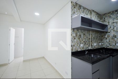 Sala de kitnet/studio para alugar com 1 quarto, 30m² em Santa Efigênia, São Paulo