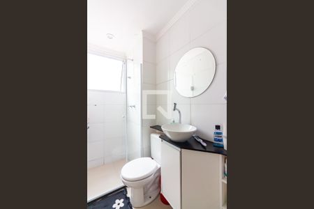 Banheiro de apartamento à venda com 2 quartos, 40m² em São Pedro, Osasco