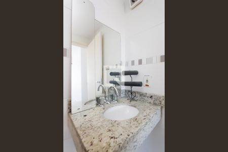 Apartamento para alugar com 50m², 2 quartos e 1 vaga Apartamento para alugar com 50m², 2 quartos e 1 vagaBanheiro suite