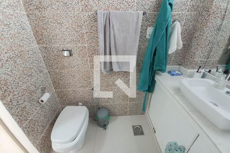 Apartamento para alugar com 90m², 2 quartos e sem vagaBanheiro