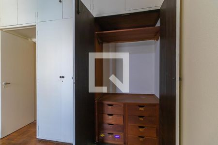 Quarto 1 - Armários de apartamento à venda com 3 quartos, 105m² em Centro, Campinas