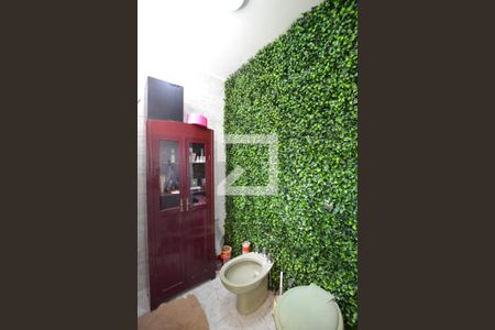 Casa à venda com 400m², 5 quartos e 4 vagasBanheiro da Suíte 2