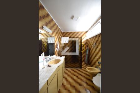 Casa à venda com 400m², 5 quartos e 4 vagasBanheiro