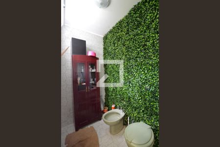 Casa à venda com 400m², 5 quartos e 4 vagasBanheiro da Suíte 2