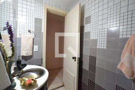 Casa à venda com 400m², 5 quartos e 4 vagasLavabo