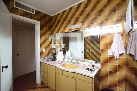 Casa à venda com 400m², 5 quartos e 4 vagasBanheiro