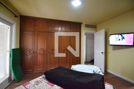 Casa à venda com 400m², 5 quartos e 4 vagasSuite 1