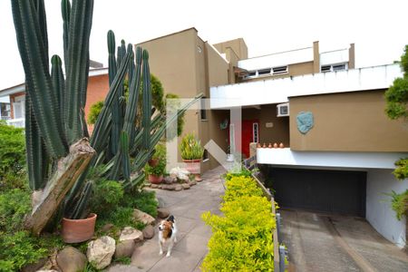 Casa à venda com 400m², 5 quartos e 4 vagasFachada