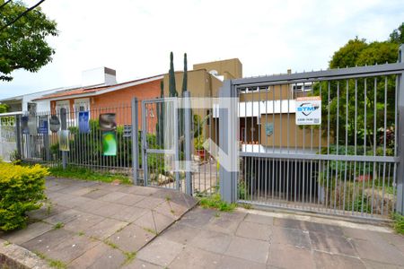 Casa à venda com 400m², 5 quartos e 4 vagasFachada