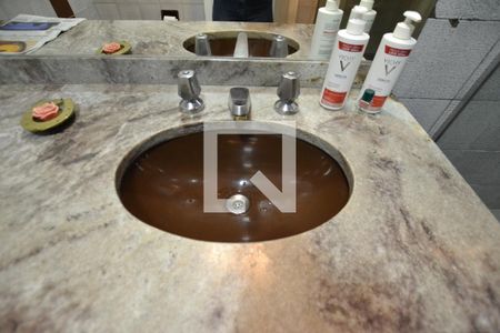 Casa à venda com 400m², 5 quartos e 4 vagasBanheiro da Suíte 1